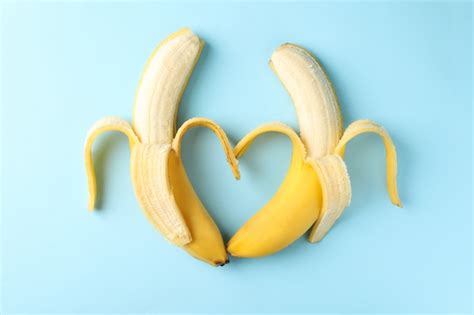 banana shaped pills.